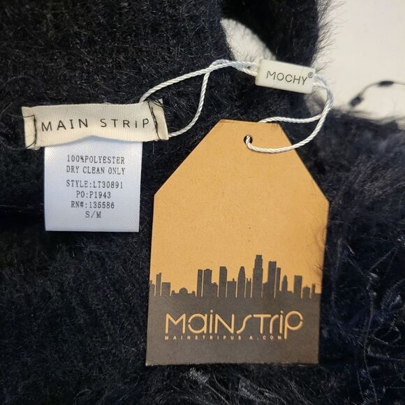 Main Strip Black Cold Shoulder Fuzzy Fringe Sweater Boutique NWT Women's S / M - Picture 6 of 9